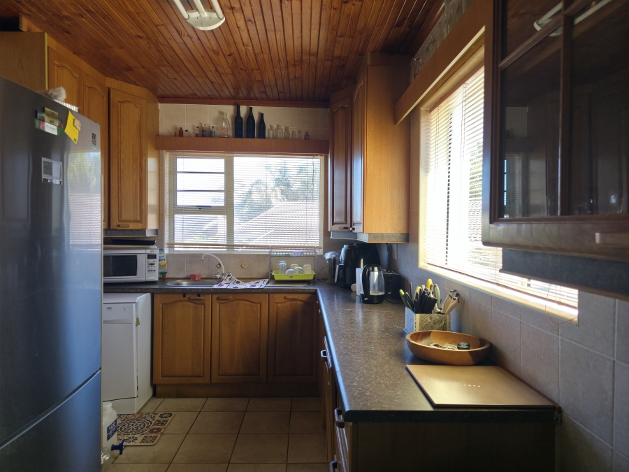 4 Bedroom Property for Sale in Noorsekloof Eastern Cape